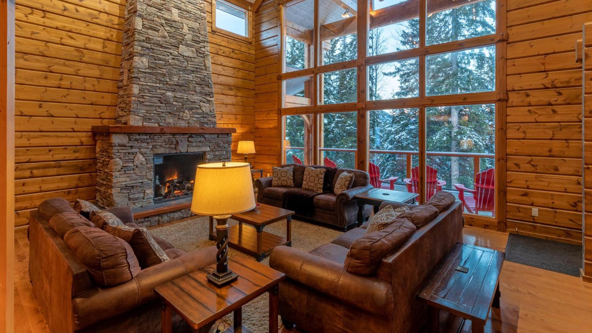 Lush Mountain Accommodations โกลเดน ภายนอก รูปภาพ