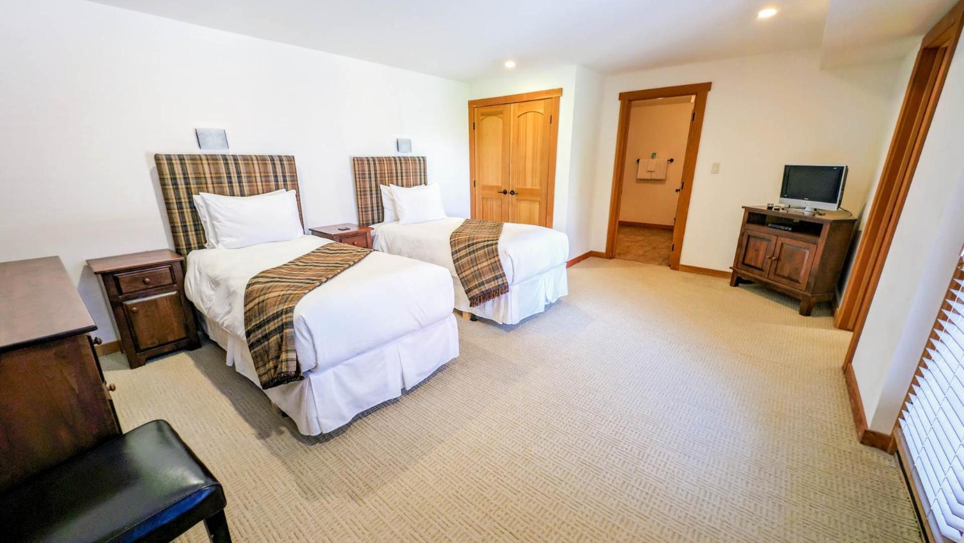 Lush Mountain Accommodations โกลเดน ห้อง รูปภาพ