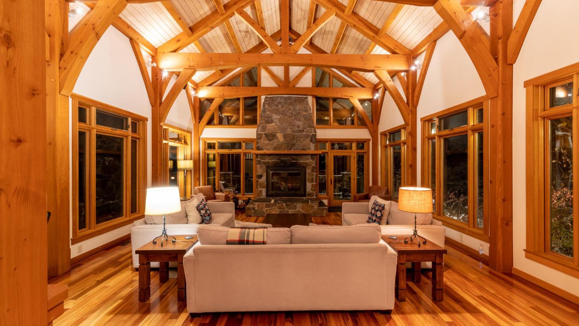 Lush Mountain Accommodations โกลเดน ภายนอก รูปภาพ