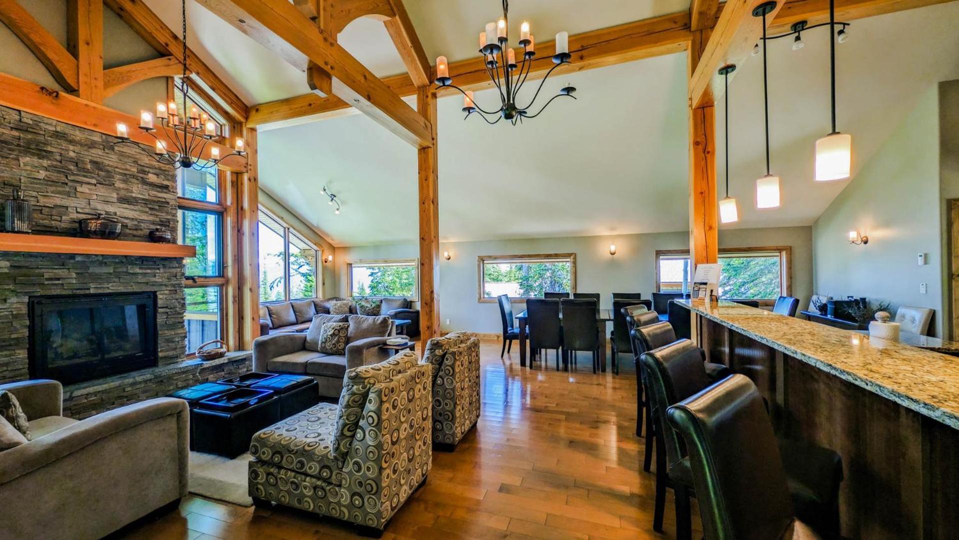 Lush Mountain Accommodations โกลเดน ห้อง รูปภาพ